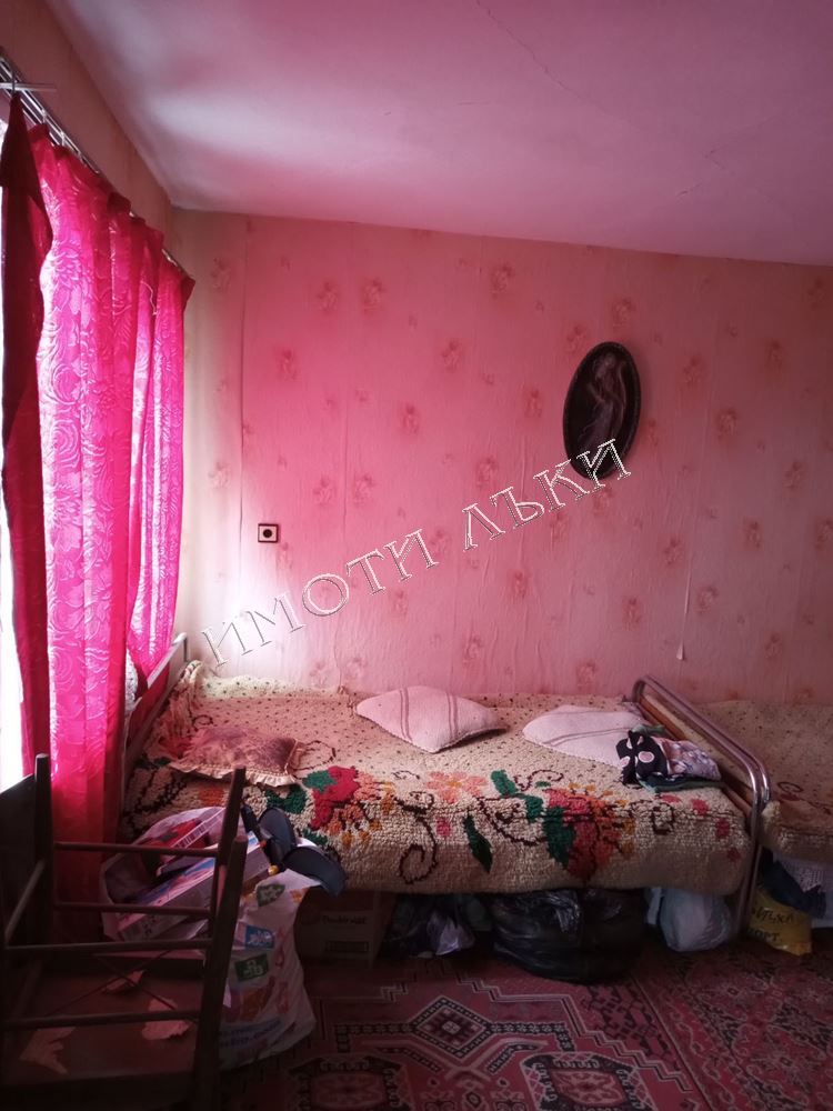 Къща , гр.Девня, Варна обл.