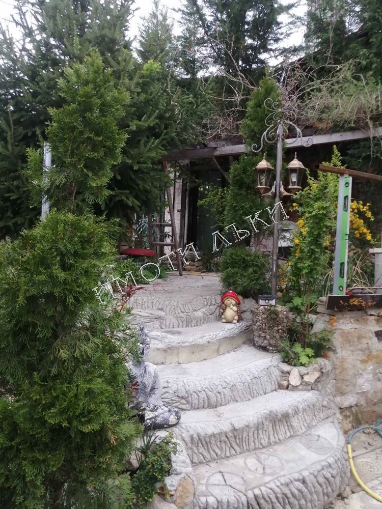 Къща , с.Константиново, Варна обл.