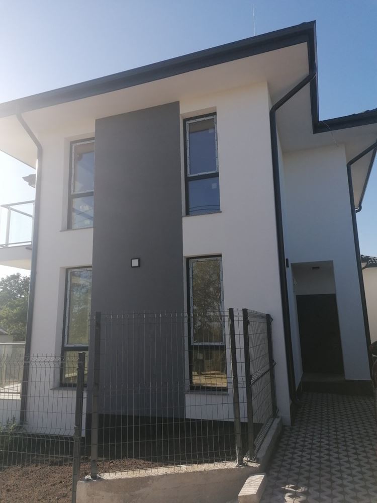 Траката Варна Къща 