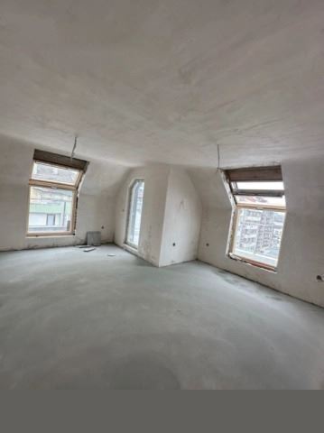 3-стаен , Колхозен пазар, Варна