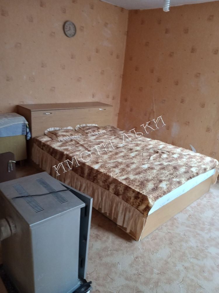 Къща , гр.Девня, Варна обл.