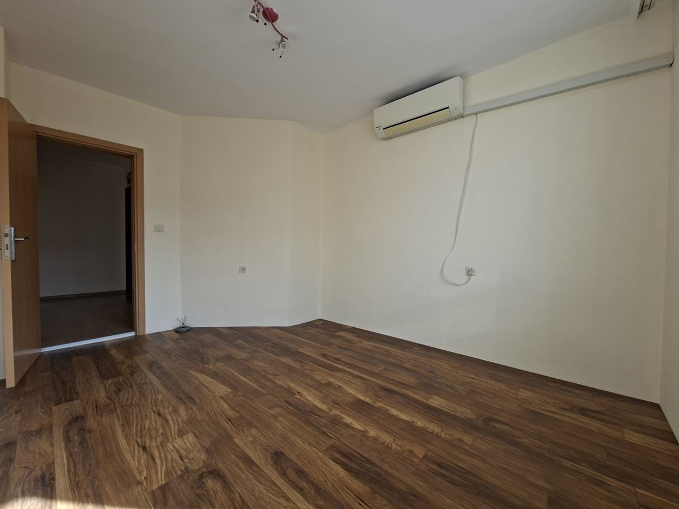 3-стаен , Спортна зала, Варна